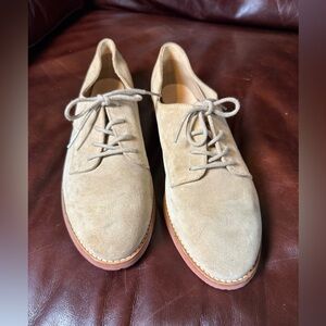 Rockport Beige Suede Lace-Up Flats